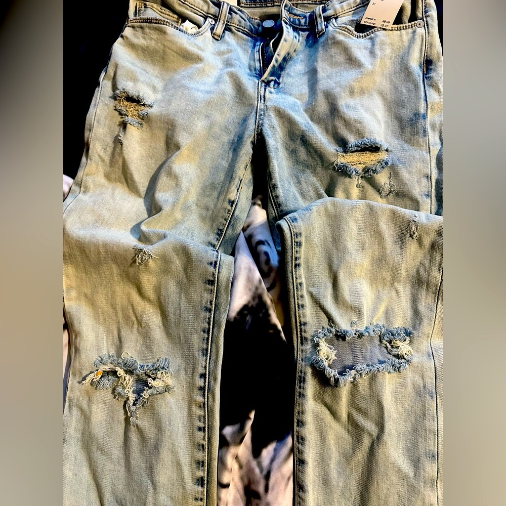 BNWT BlankNYC Reade skinny distressed jeans size 31